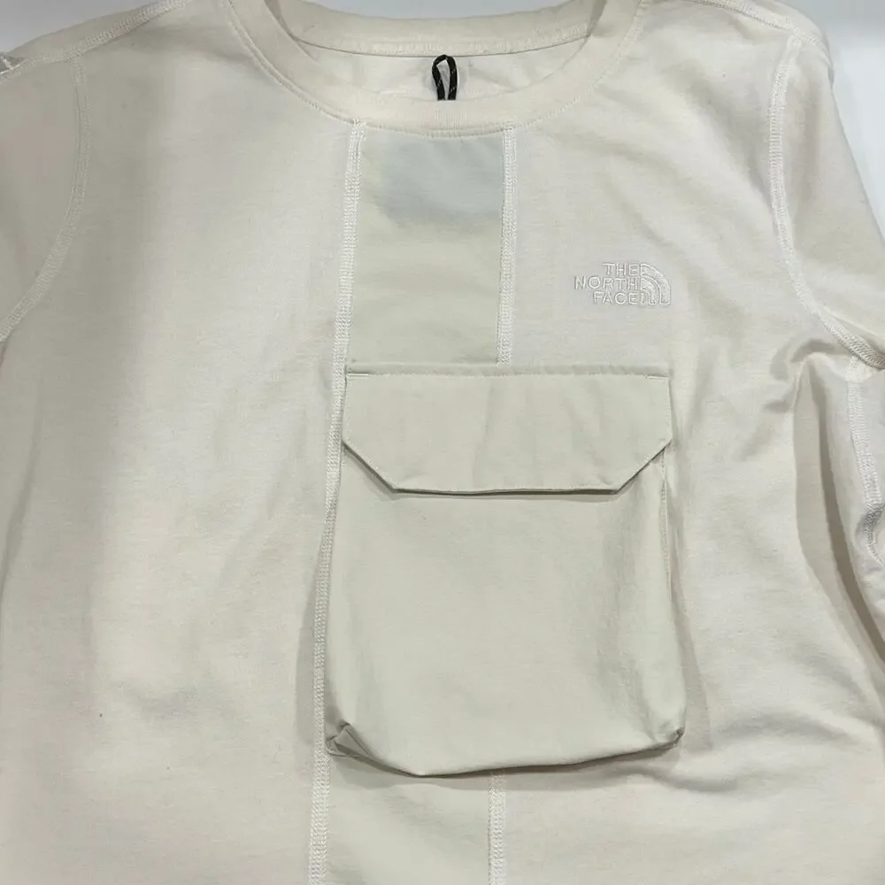 The North Face Men's Pocket Long Sleeve Shirt Cream Small, Never Worn